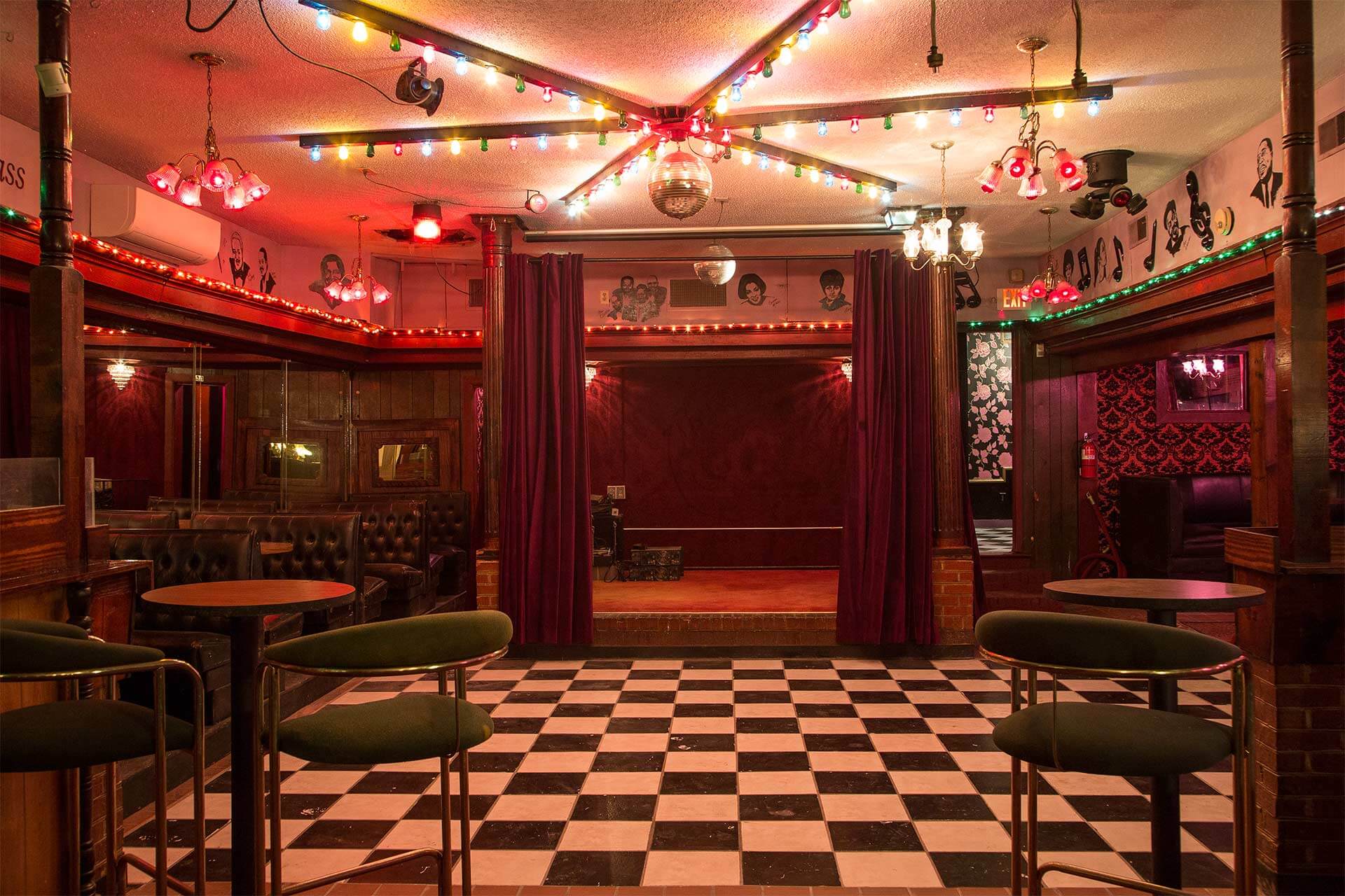 Bar photo 2